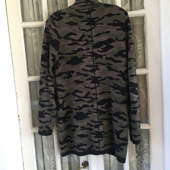 CYNTHIA ROWLEY Camo Print Cardigan Sweater - Size M - Picture 5 of 5